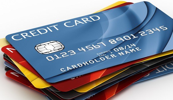 Có nên làm thẻ tín dụng không?
