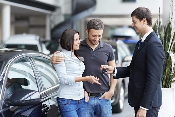 có nên vay tiền mua ô tô có nên vay tiền mua ô tô