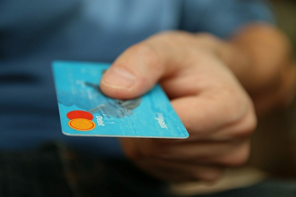 Cách mở thẻ tín dụng cho sinh viên và các lưu ý