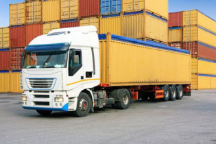 6 lưu ý quan trọng khi thuê xe container chở hàng